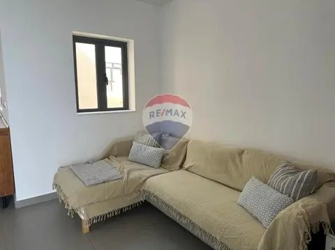 2 bedroom Penthouse Duplex to rent in Marsascala