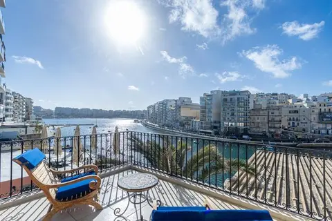 4 Bedroom Town House For Sale in St Julian's