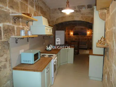 3 Bedroom House of Character To Rent in Siggiewi