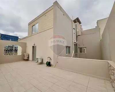 4 bedroom Villa Semi-detached for sale in Birkirkara
