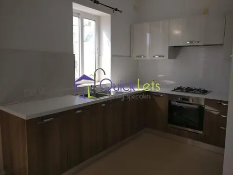 3 bedroom Apartment to rent in Siggiewi