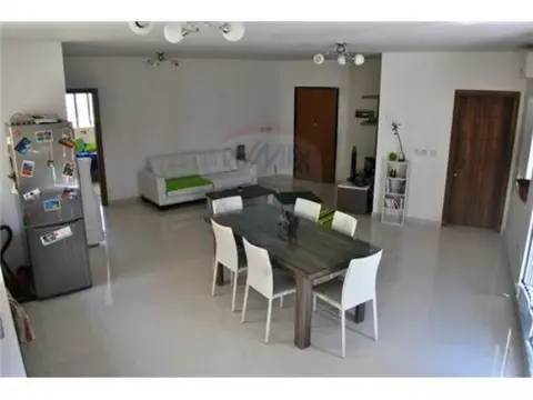 2 bedroom Penthouse to rent in St Julian's