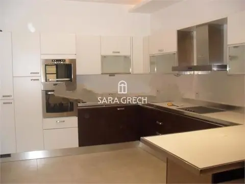 3 Bedroom Apartment To Rent in Sliema