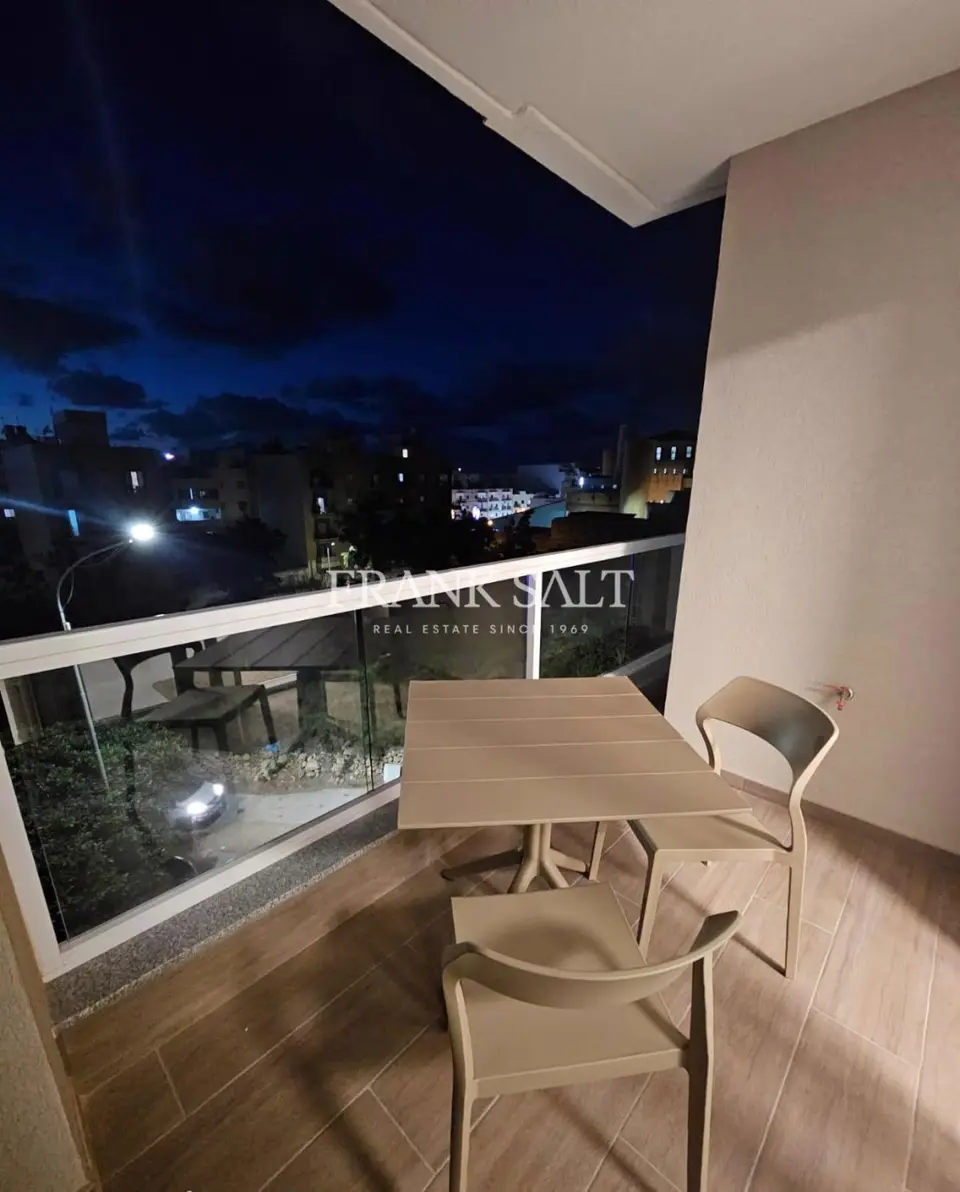 St Pauls Bay, Apartment