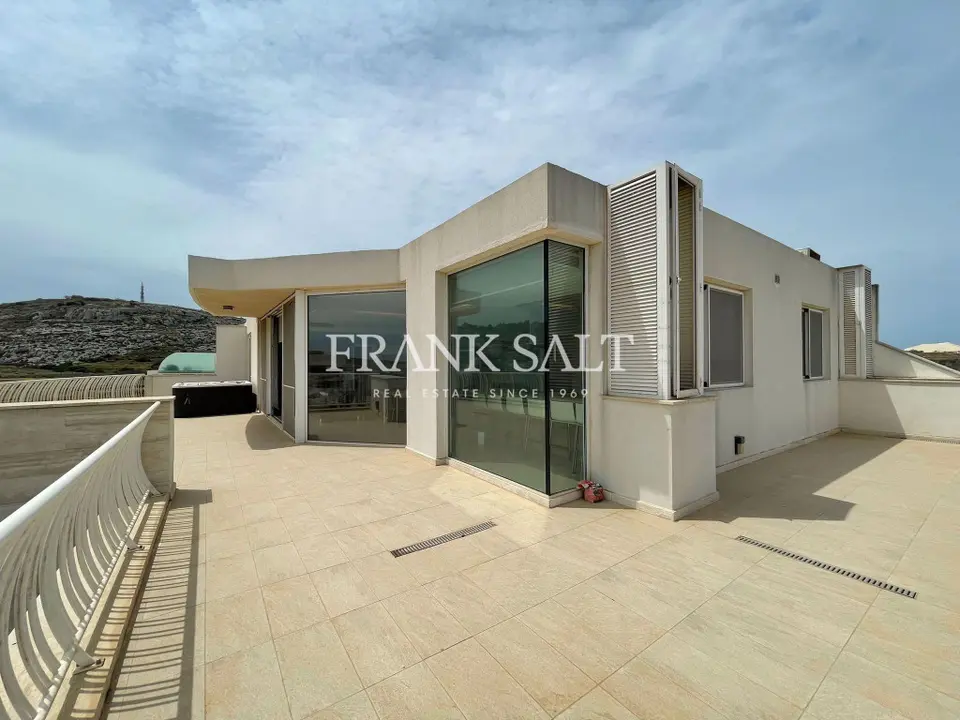 Bahar ic-Caghaq, Penthouse