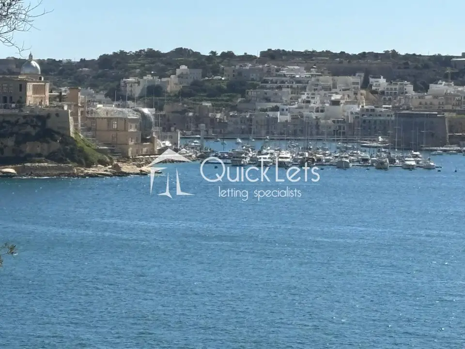 1 bedroom Maisonette to rent in Valletta