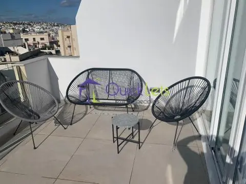 2 bedroom Penthouse to rent in St. Julians