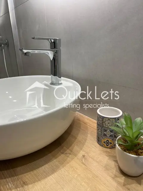 2 bedroom Apartment to rent in Sliema