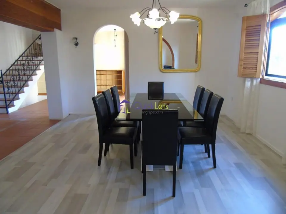 6 bedroom Semi Detached Villa to rent in Madliena