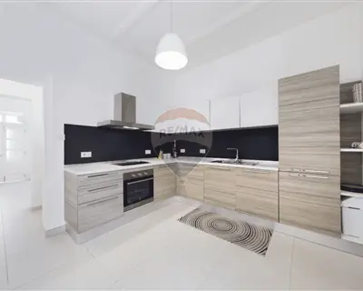 2 bedroom Townhouse to rent in Sliema