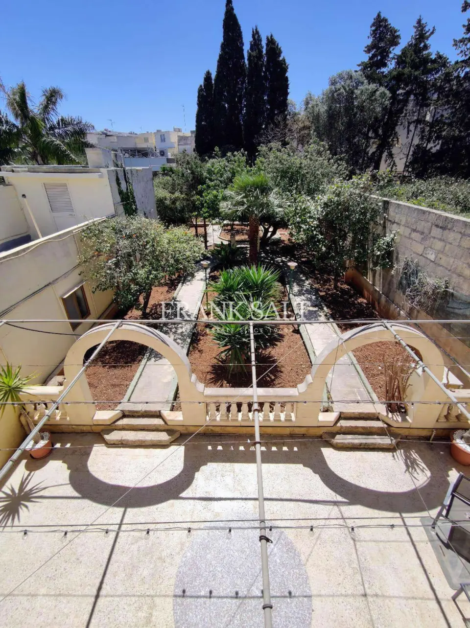 Mosta, Villa