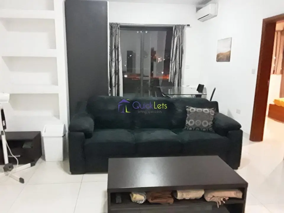 2 bedroom Apartment to rent in Gzira