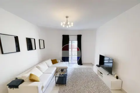 3 Bedroom Apartment For Sale in St Julian's