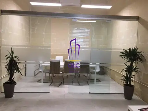 Office to rent in Valletta