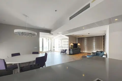 2 Bedroom Apartment For Sale in Portomaso