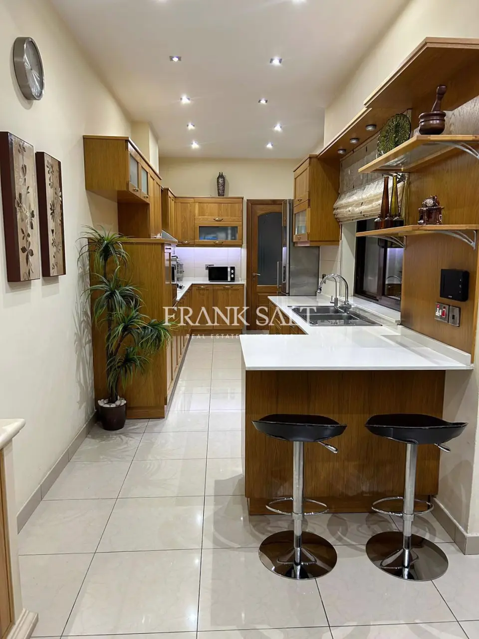 Qormi, Furnished Townhouse