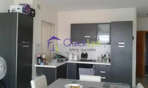 2 bedroom Penthouse to rent in Msida