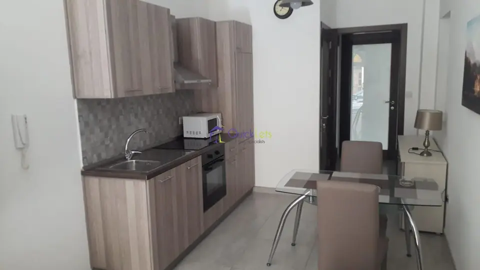 1 bedroom Maisonette to rent in Msida
