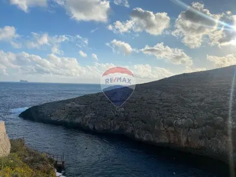 1 bedroom Boathouse for sale in Qrendi