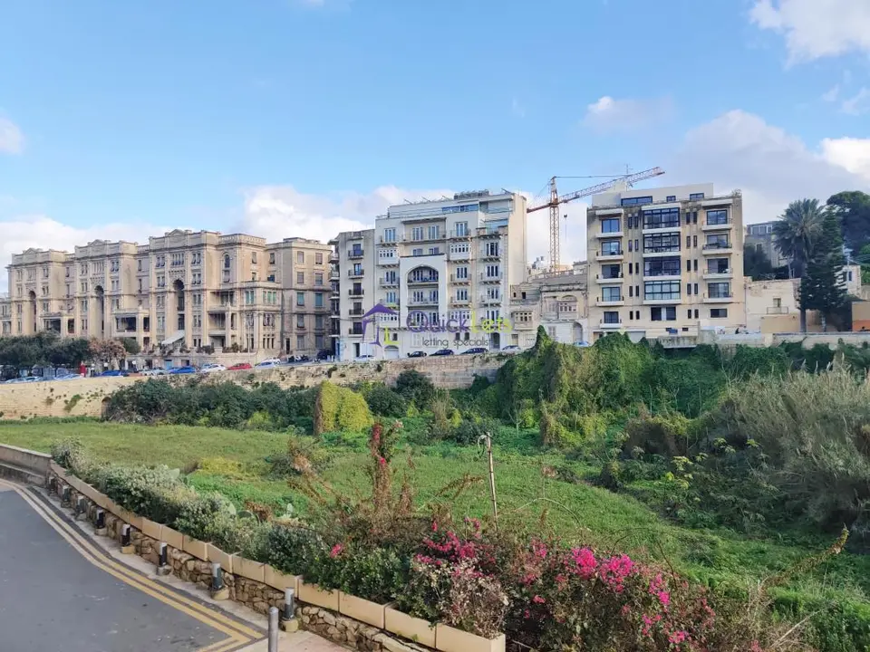 3 bedroom Apartment to rent in St. Julians
