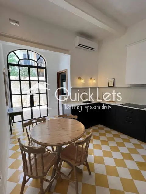 2 bedroom Townhouse to rent in St. Julians