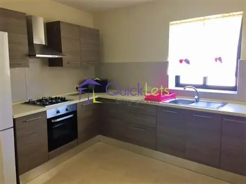 3 bedroom Apartment to rent in Zejtun