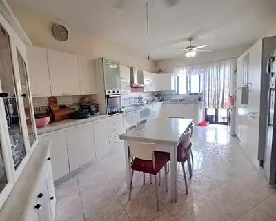 3 bedroom Maisonette for sale in Mosta