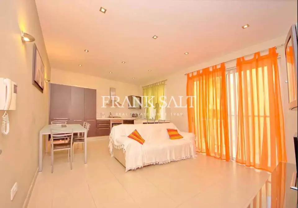 St Julians, Furnished Apartment