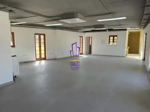 Office to rent in Mosta