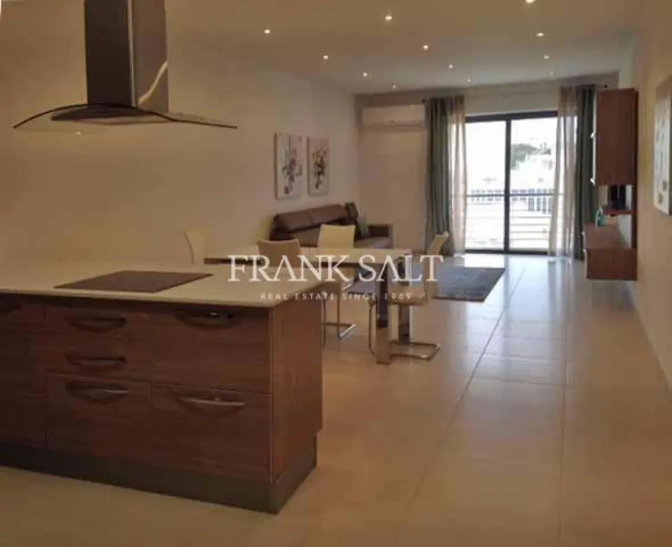 Gzira, Apartment