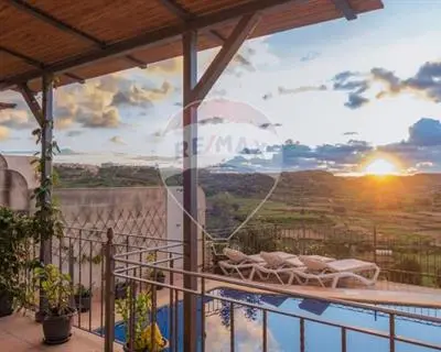 4 bedroom Terraced House for sale in Gozo - Xaghra