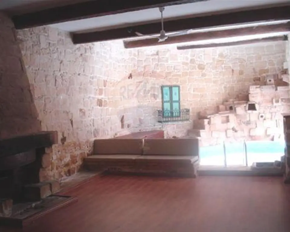 4 bedroom House of Character to rent in Attard