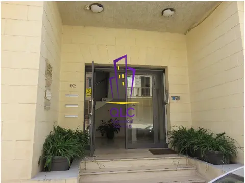 Room to rent in Luqa