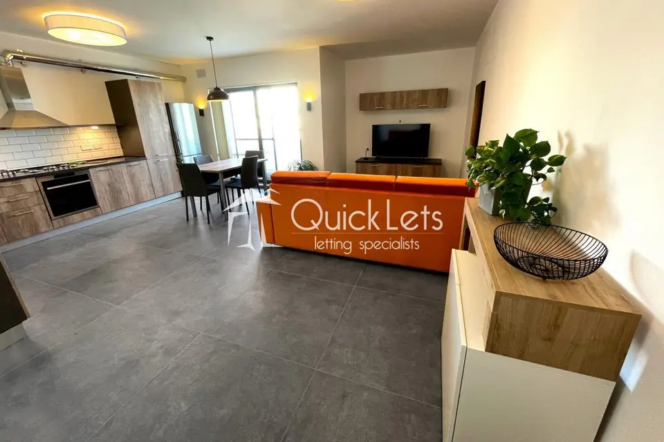 2 bedroom Apartment to rent in Fgura