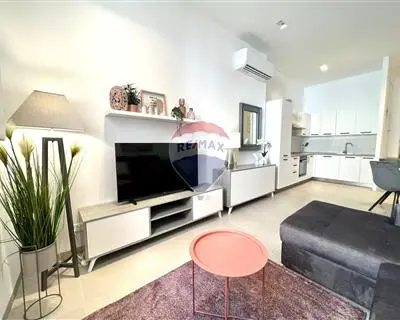 2 bedroom Apartment Duplex to rent in Sliema