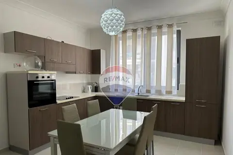 2 Bedroom Apartment For Sale in Qawra