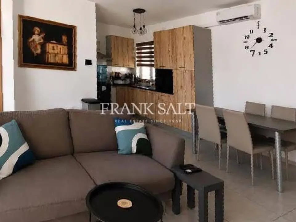 Luqa, Penthouse