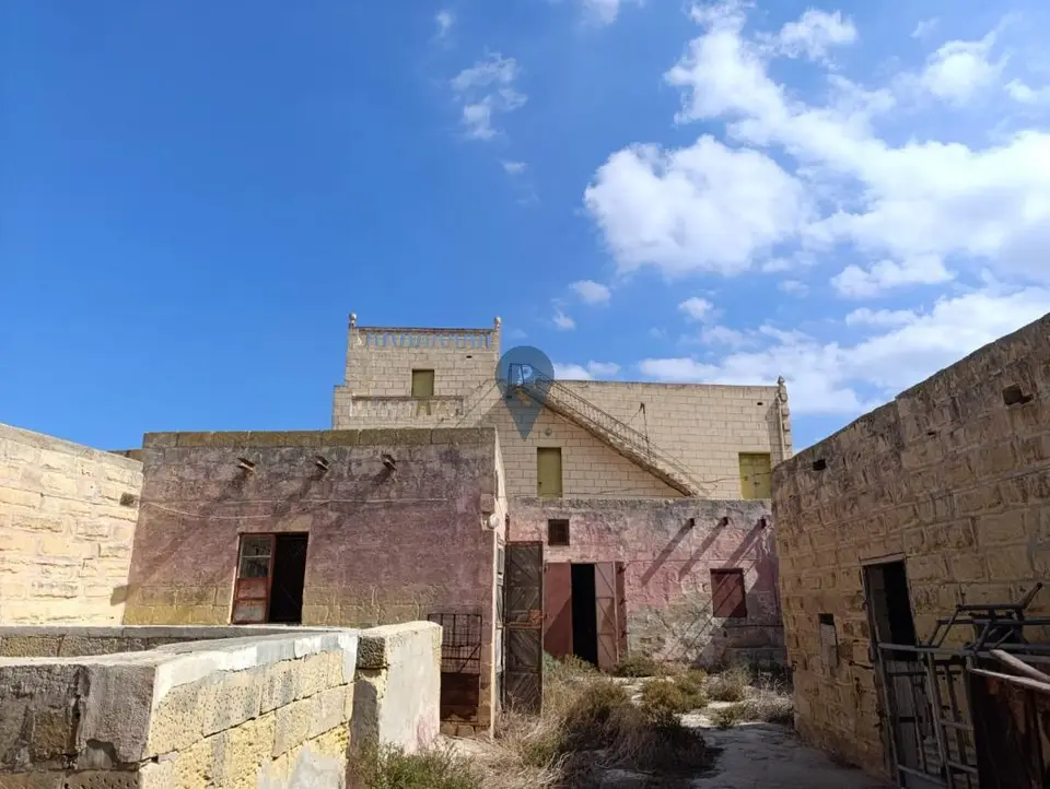 Land / Site / Plot for sale in Zejtun