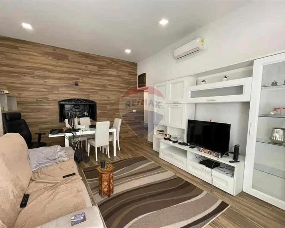 2 bedroom Maisonette to rent in Sliema