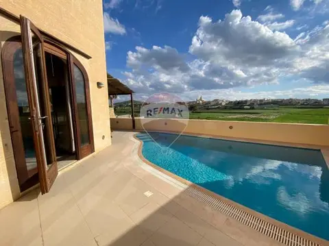 4 bedroom Farmhouse to rent in Gozo - Gharb