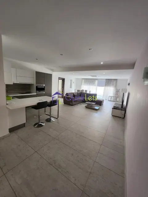 3 bedroom Penthouse to rent in Mellieha