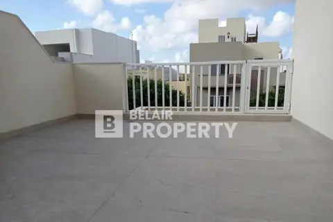 2 Bedroom Penthouse To Rent in Naxxar