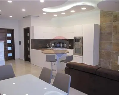 1 bedroom Penthouse to rent in St Julian's