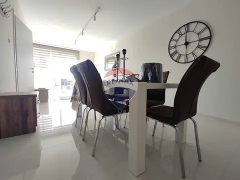 2 bedroom Penthouse to rent in Gzira