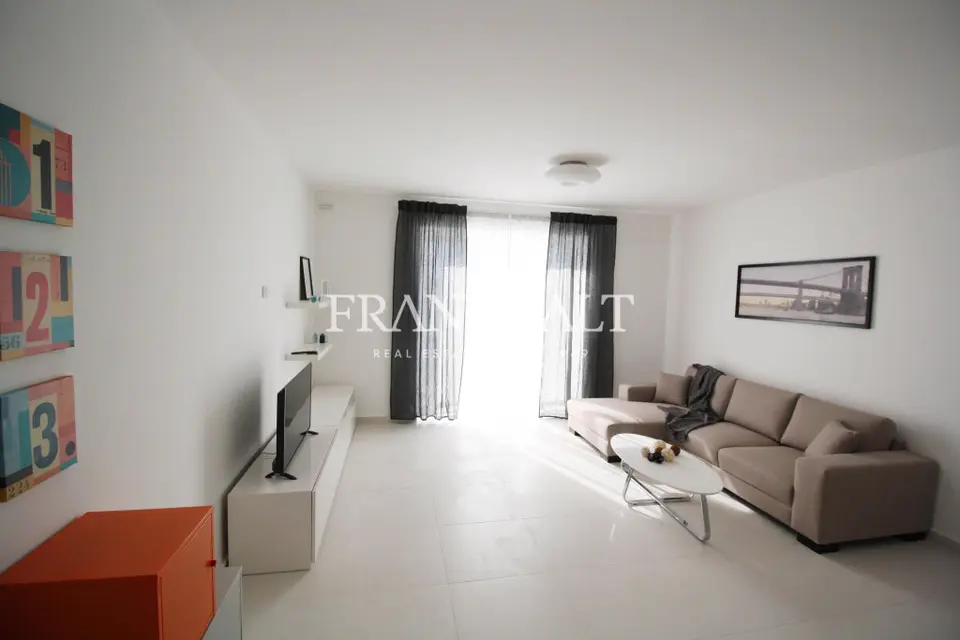 Bugibba, Furnished Apartment