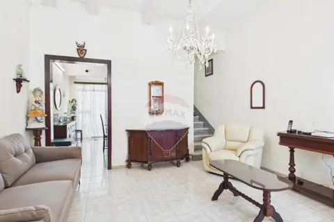 2 Bedroom Town House For Sale in Santa Venera
