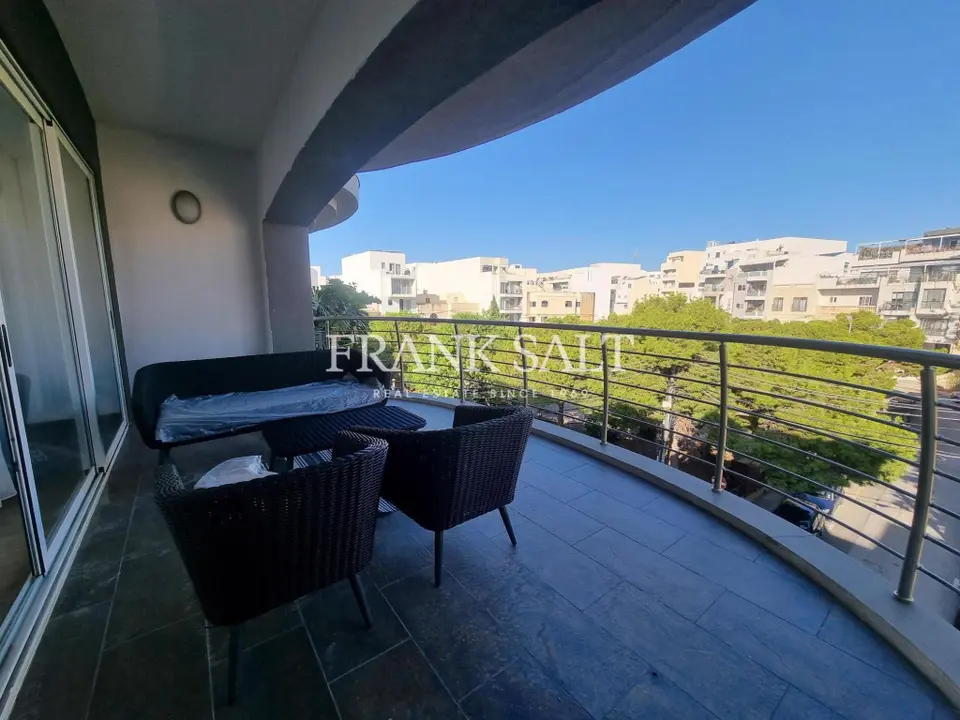 Swieqi, Furnished Apartment