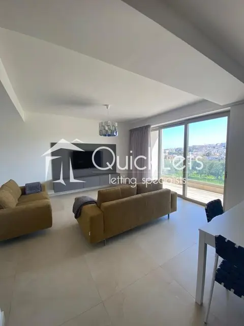 3 bedroom Maisonette to rent in Swieqi