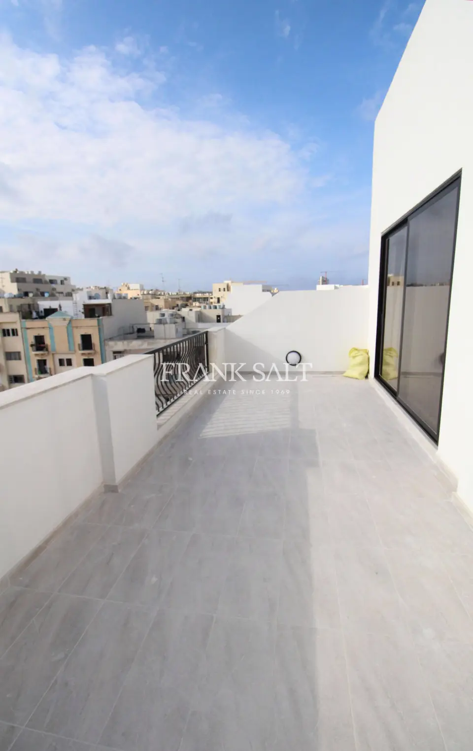 Msida, Furnished Penthouse
