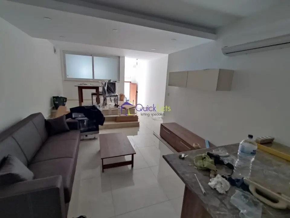 3 bedroom Apartment to rent in Zebbug